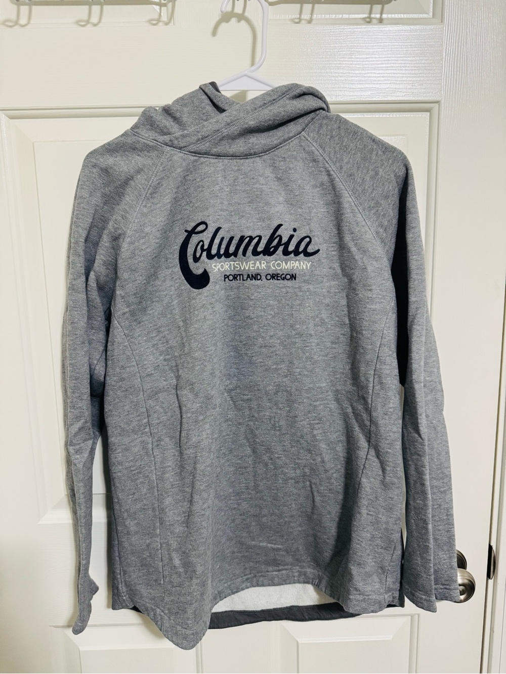 Columbia Light Grey Hooded Pullover with Logo Tag